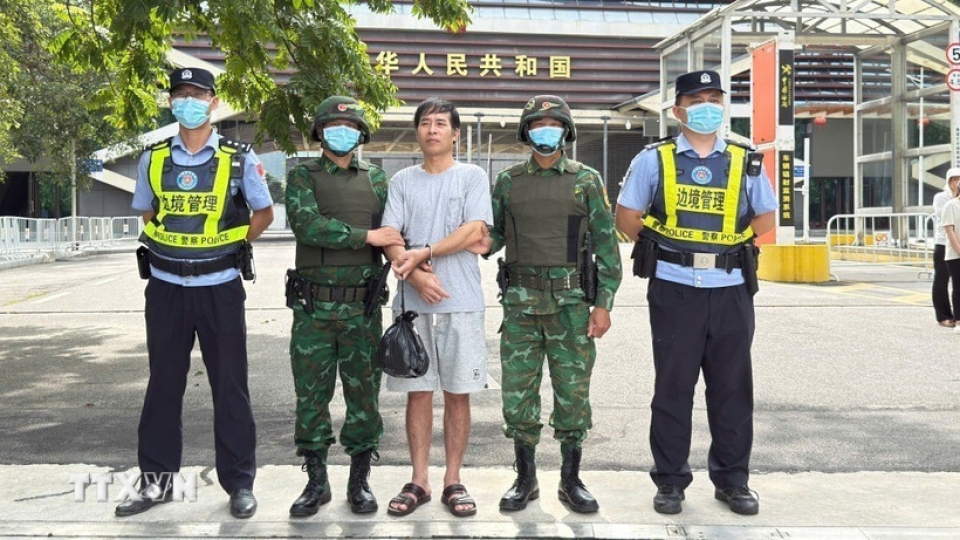 37 Vietnamese citizens repatriated after illegal entry into China